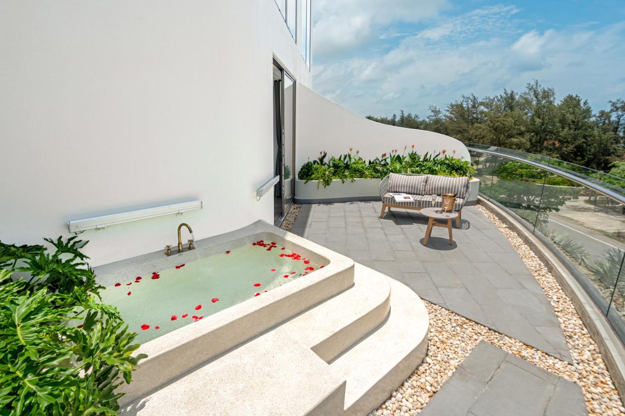 Poseido Hotel Quang Binh Dong Hoi Exterior photo